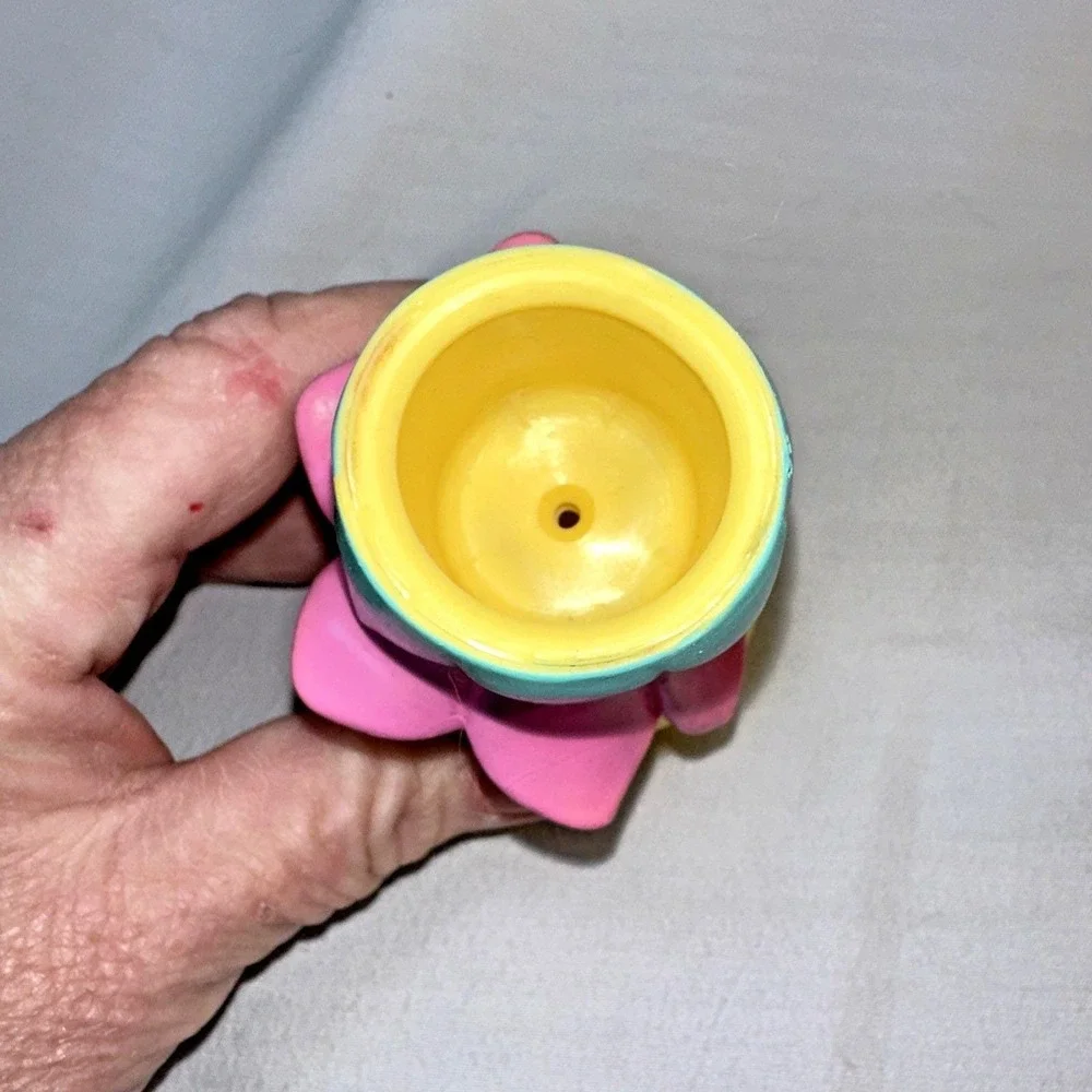 TWEETY BIRD in Flower Pot Looney Tunes Warner Brothers Plastic Vintage Rare 1998